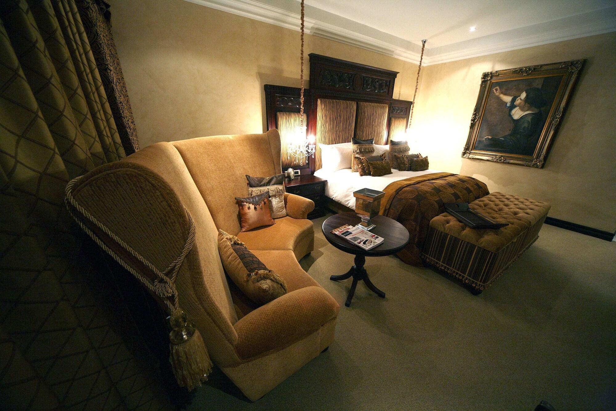 Fusion Boutique Hotel โพเลอกวาเน ภายนอก รูปภาพ