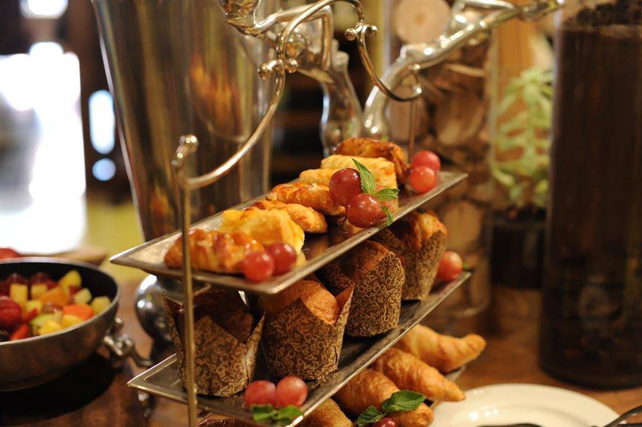 Fusion Boutique Hotel โพเลอกวาเน ภายนอก รูปภาพ