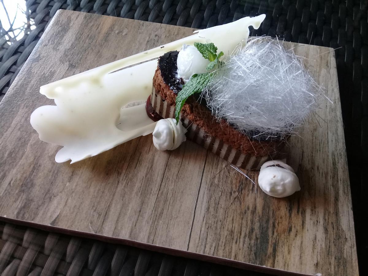 Fusion Boutique Hotel โพเลอกวาเน ภายนอก รูปภาพ