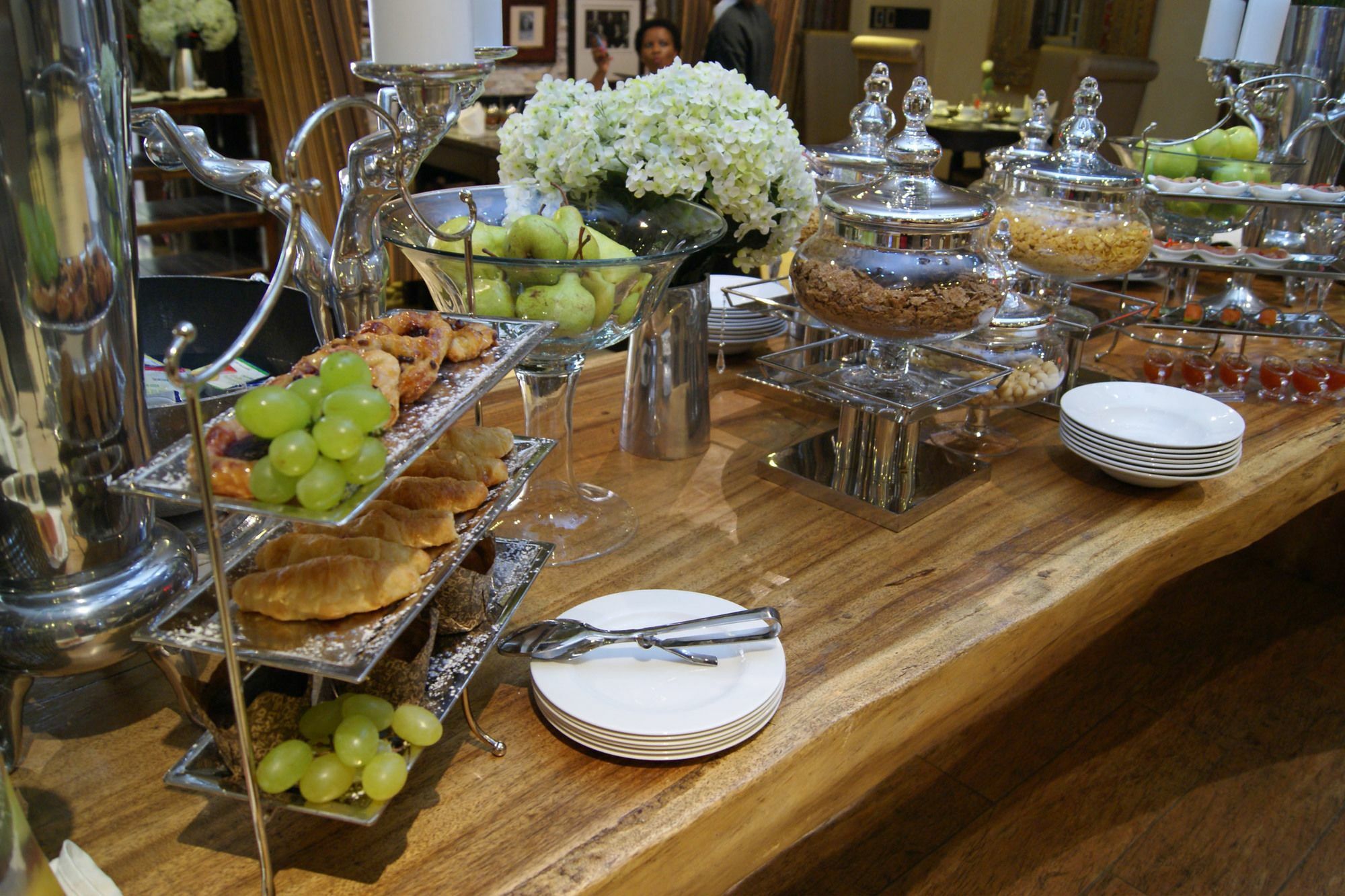 Fusion Boutique Hotel โพเลอกวาเน ภายนอก รูปภาพ
